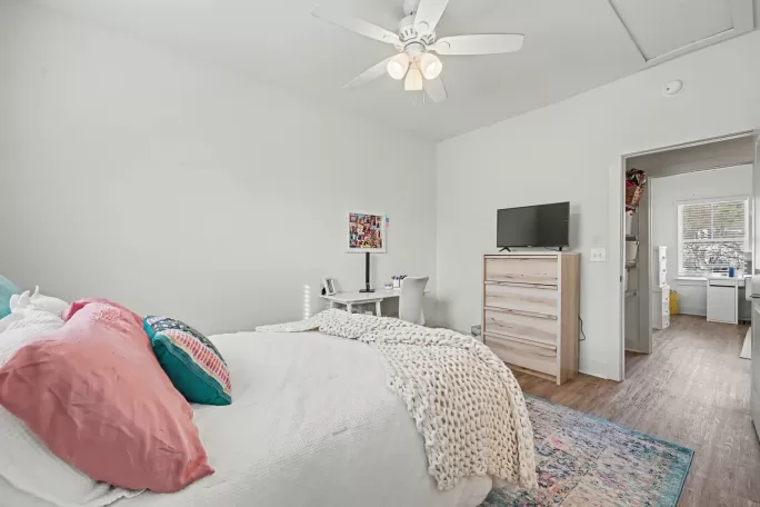 Gallery Image (16 of 20)