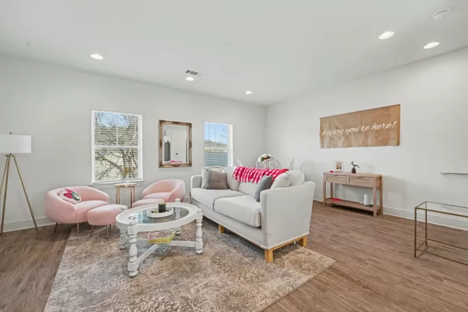 Gallery Image (4 of 20)