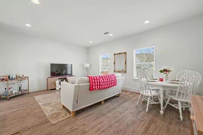 Gallery Image (5 of 20)