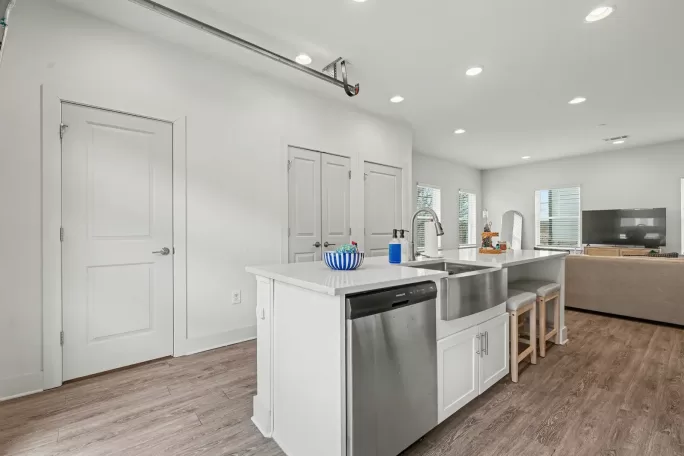 Gallery Image (7 of 21)