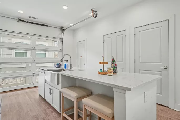 Gallery Image (8 of 21)